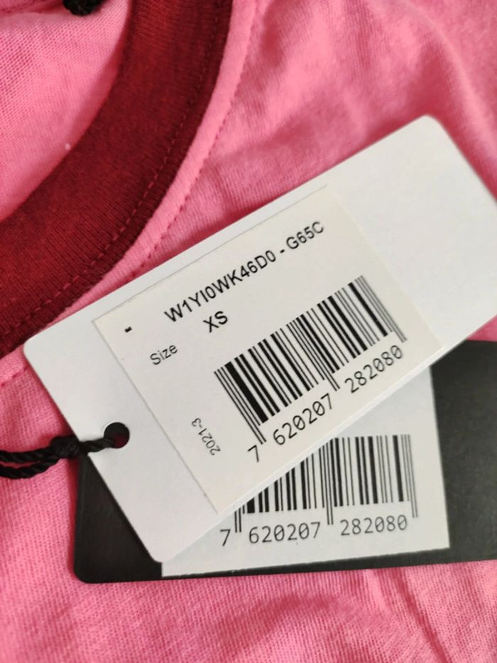 T-shirt Guess rose - photo numéro 8