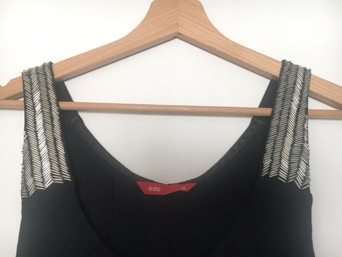 Robe noire Esprit - photo numéro 3