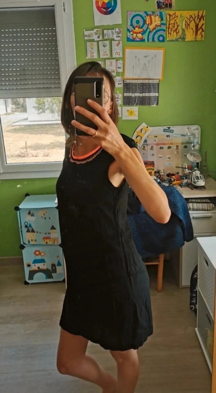 Robe décolleté dos