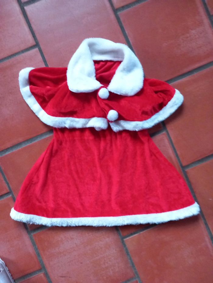 🐿😷robe + cape Noël 2ans