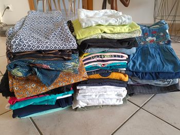 Lot fille 8 ans 51 pieces 65 euros 