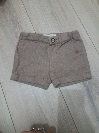 Un short hiver garçon 6/9 mois zara effet laine beige foncé marron clair