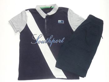 Ensemble neuf 8 ans