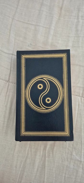 Livre monsieur le consul de Lucien Bodard