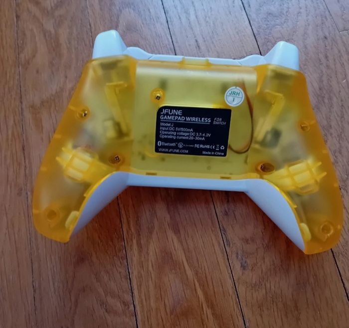 Manette jaune - photo numéro 4