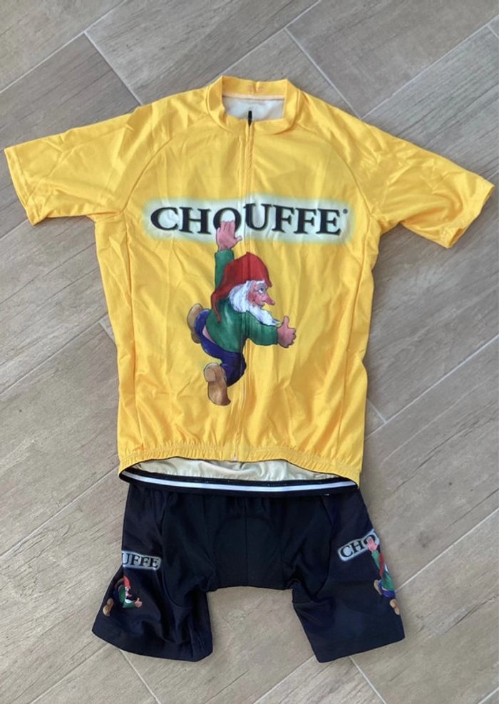 Maillot et cuissard de cycliste Chouffe