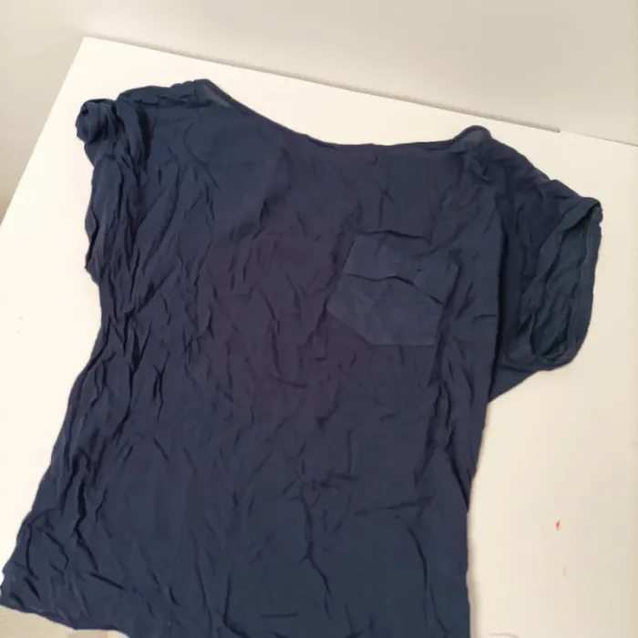 11 hauts femme multi tailles t-shirts débardeurs et tops variés LOT036 - photo numéro 4