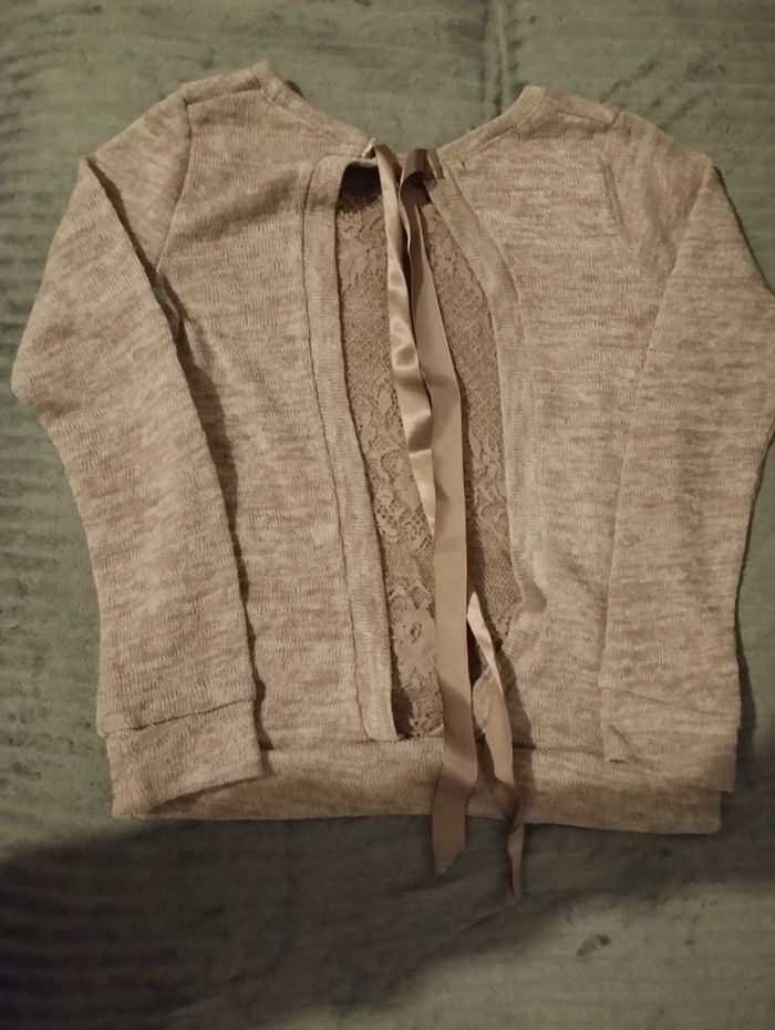 Pull dentelle - photo numéro 3