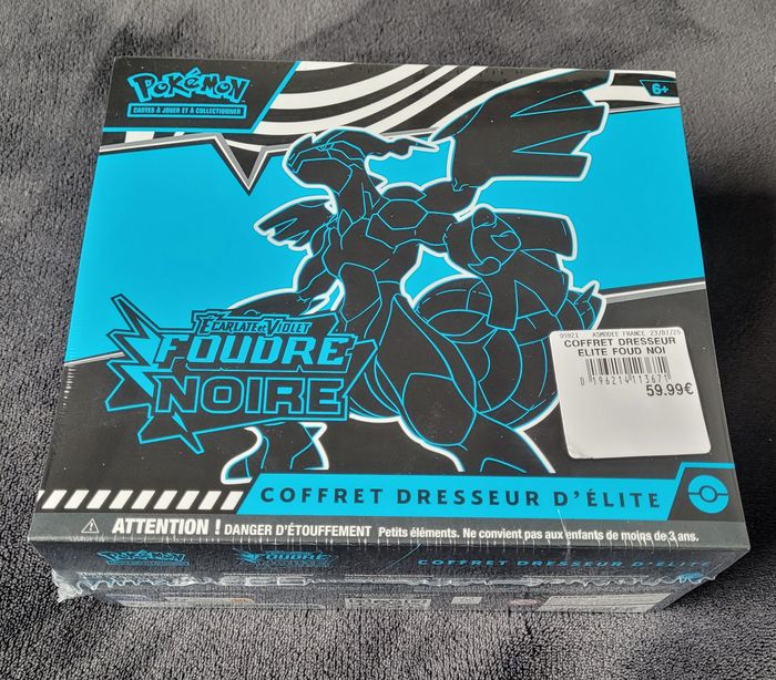 Coffret ETB collection foudre noir  écarlate et violet