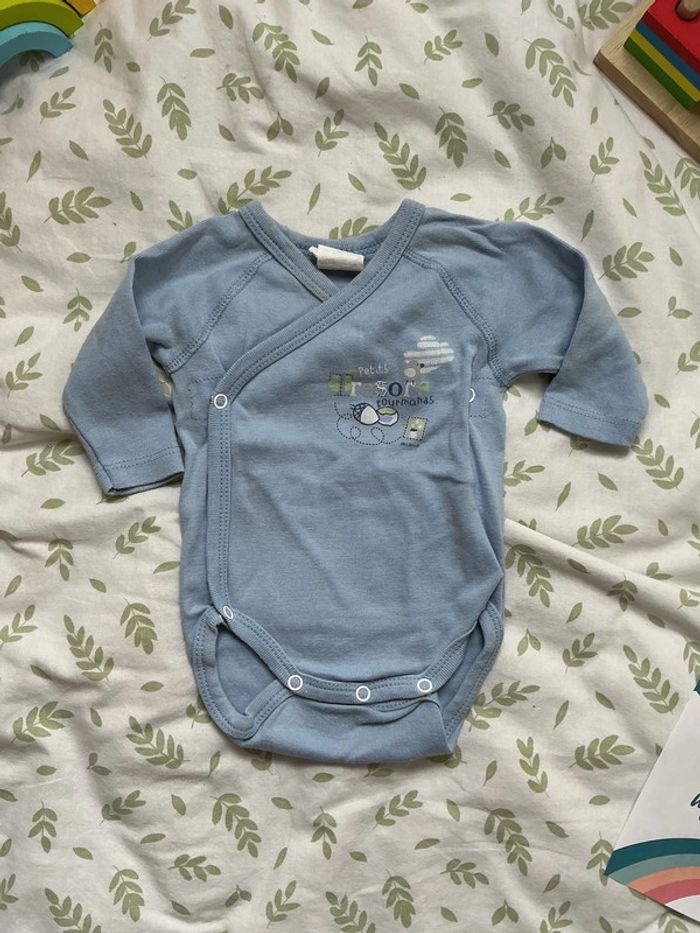 body manches longues bleu absorba ouverture devant 1 mois - photo numéro 3