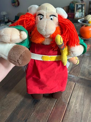 Ancienne grosse peluche Abraracourcix - 1994 - 45 cm Astérix et obelix Albert rene