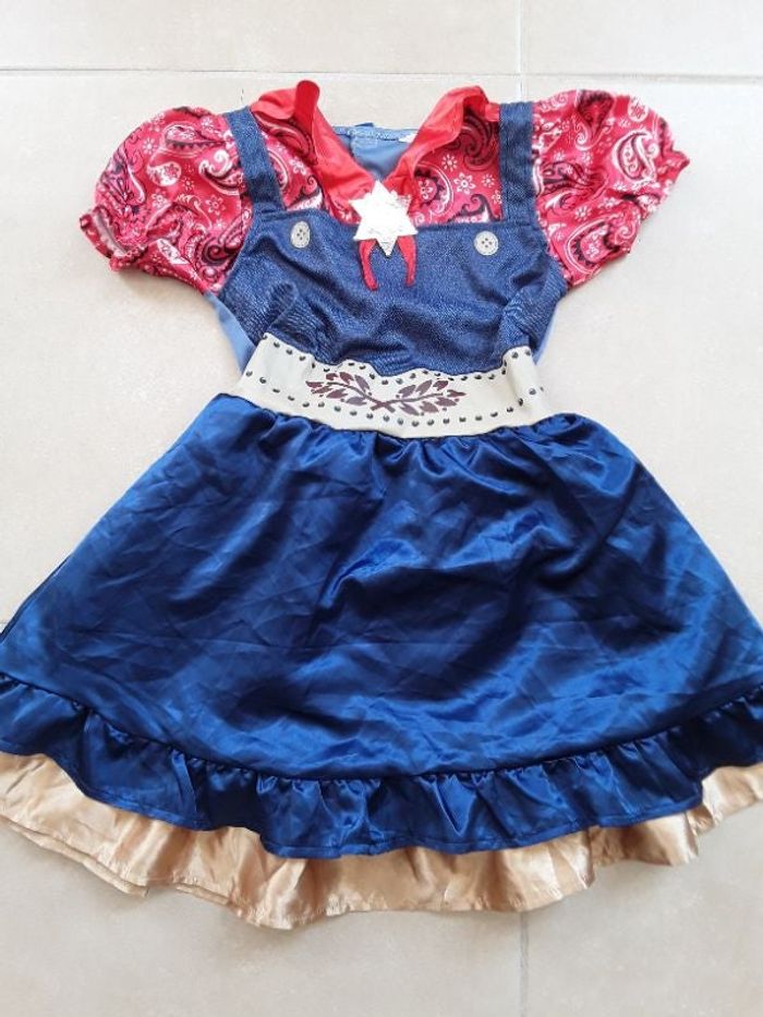 Déguisement shérif fille 6 ans TBE