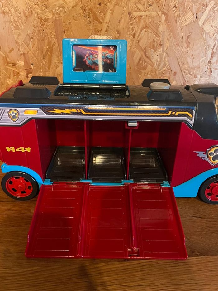 Idée cadeau 🎁 Camion Mission Cruiser sonore Mighty Pups avec sa carte magique - photo numéro 9