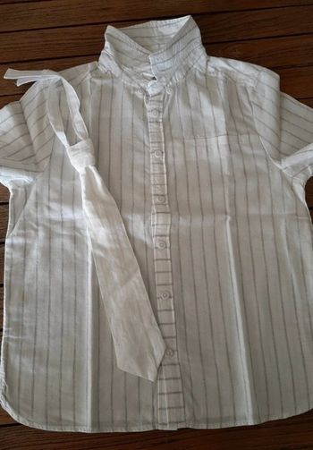 Chemise +cravate 8ans