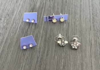 Paires de boucles d oreilles neuves