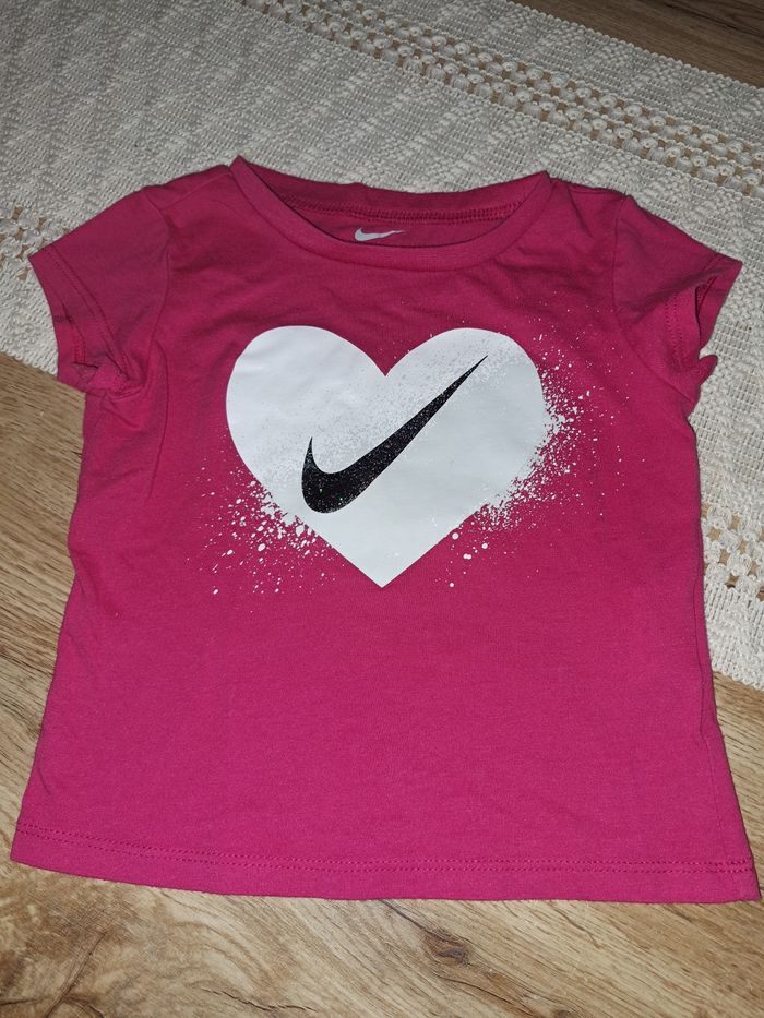 Tee shirt nike