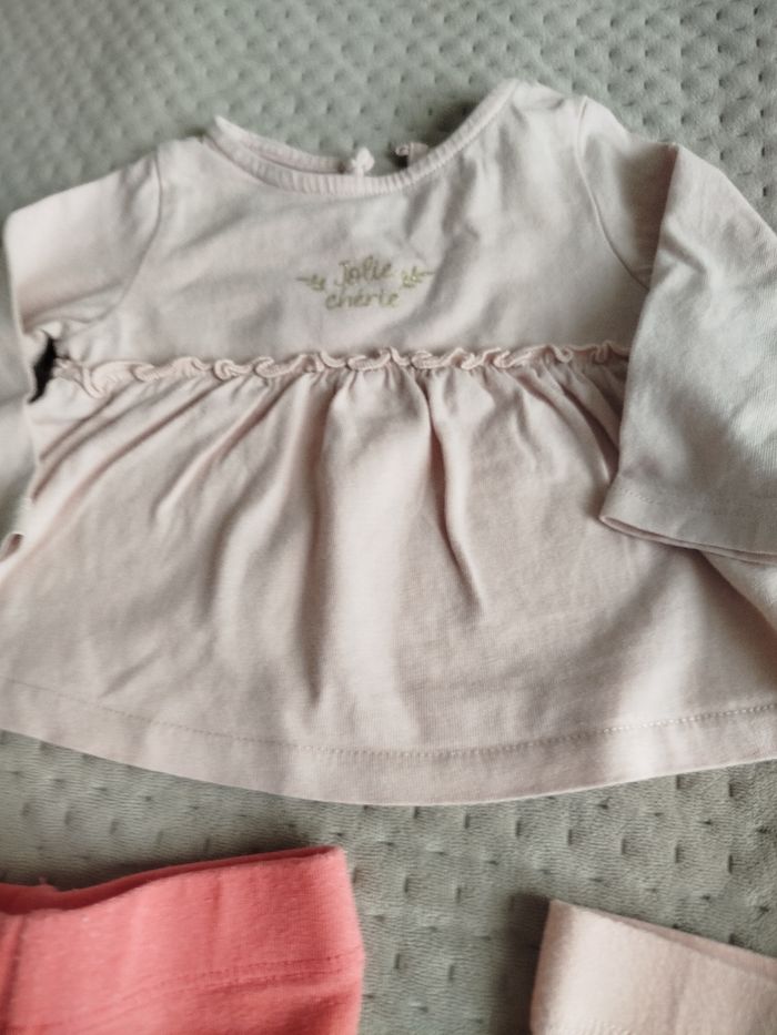 Lot bébé  fille 1 mois - photo numéro 5