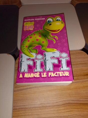 Fifi a mangé le facteur