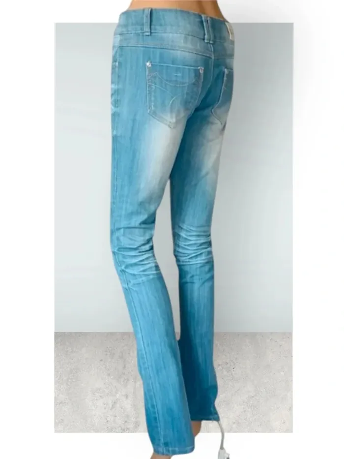 Jean REVERS jeans coupe droite ,taille basse ,texture extensible - photo numéro 5