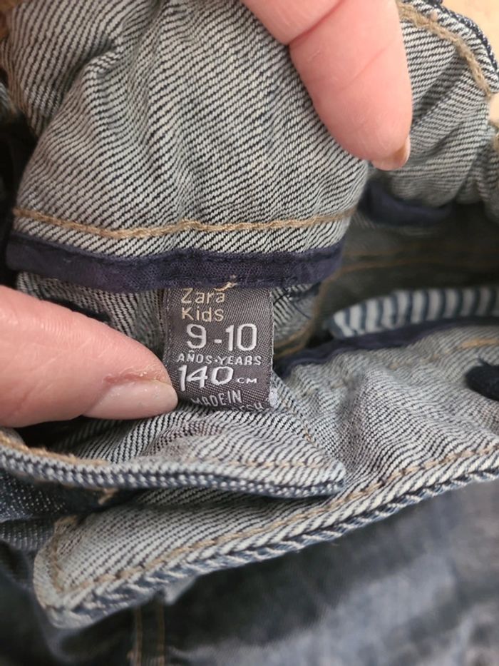 Jean droit Zara T 9/ 10 ans - photo numéro 2