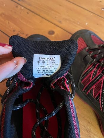 Chaussures de montagne ( regatta )