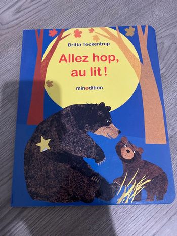 Livre allez hop au lit