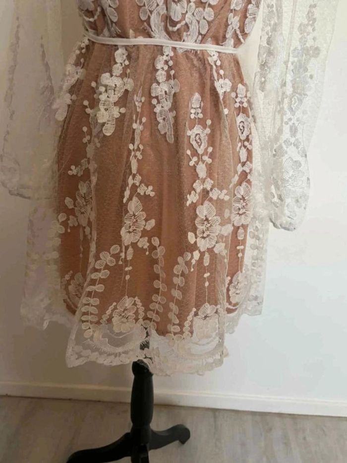 Robe courte en dentelle blanche 36 - photo numéro 9
