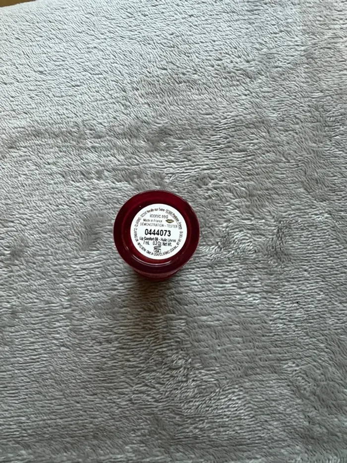 Huile à lèvres Clarins Iconic Red - photo numéro 3