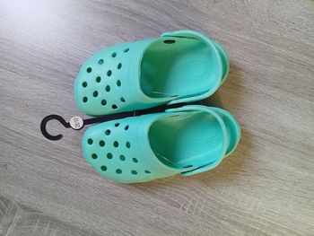 Jolie paire de Crocs