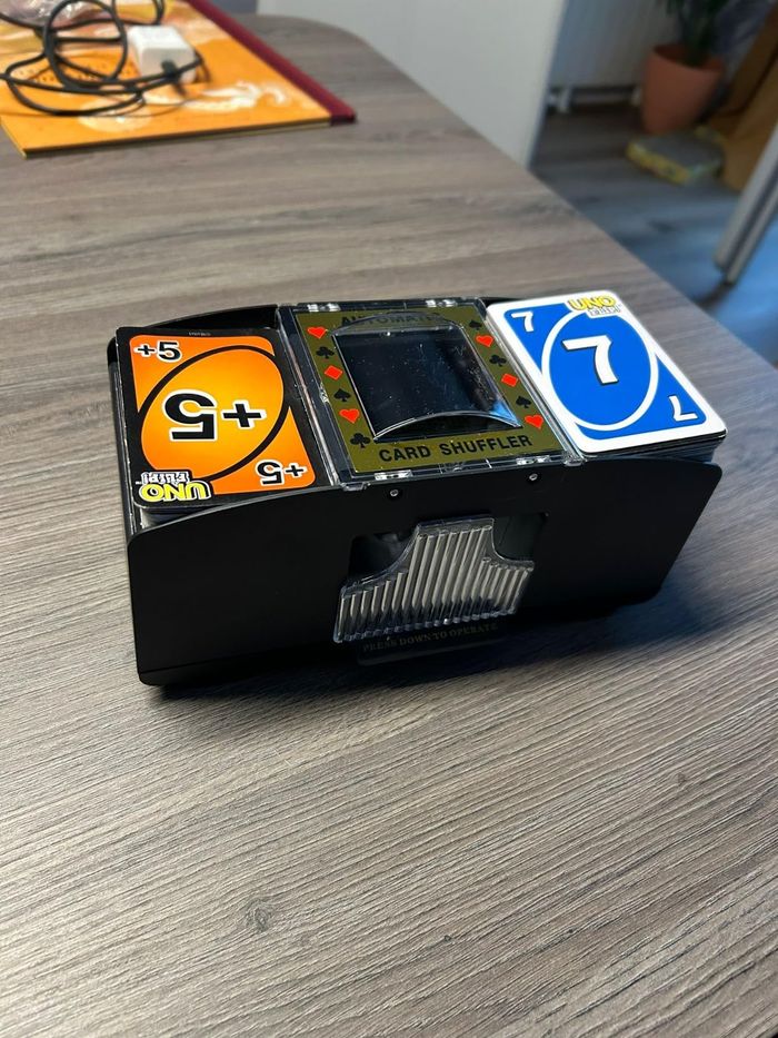 Mélangeur automatique de cartes à jouer - photo numéro 2