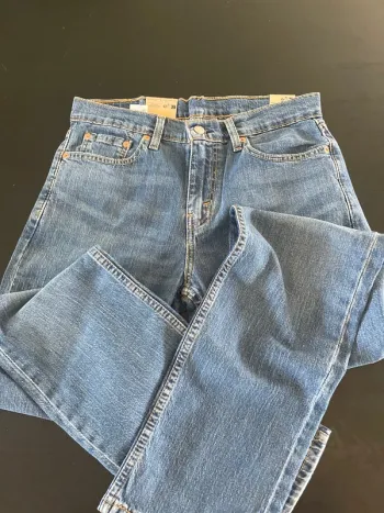 Levi’s 502