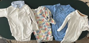 Lot de bodies manches longues 12 mois