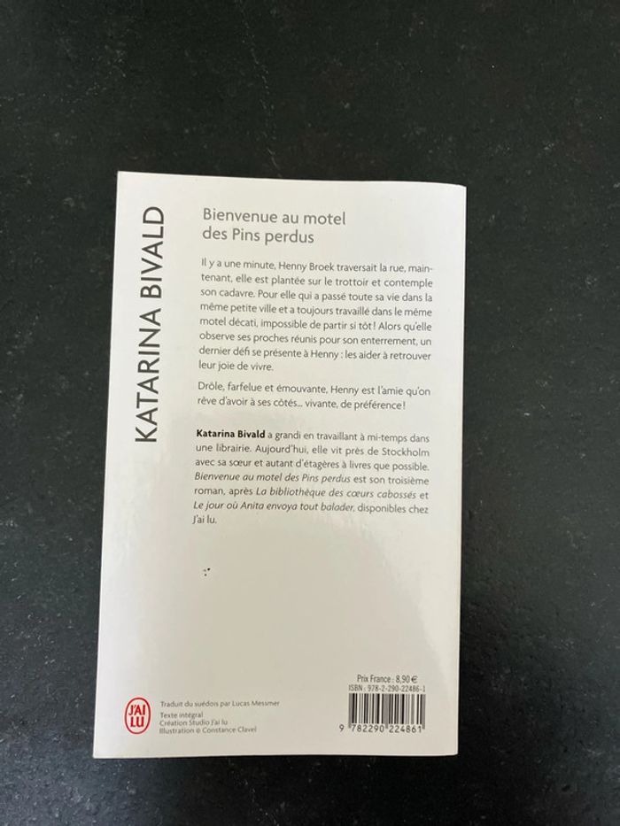 Livre « bienvenue au motel des pins perdus » - photo numéro 2