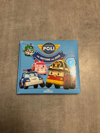 Livre robocar poli une histoire par jour