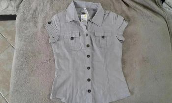 Chemise femme cache cache en lin
gris clair taille 1 Neuve