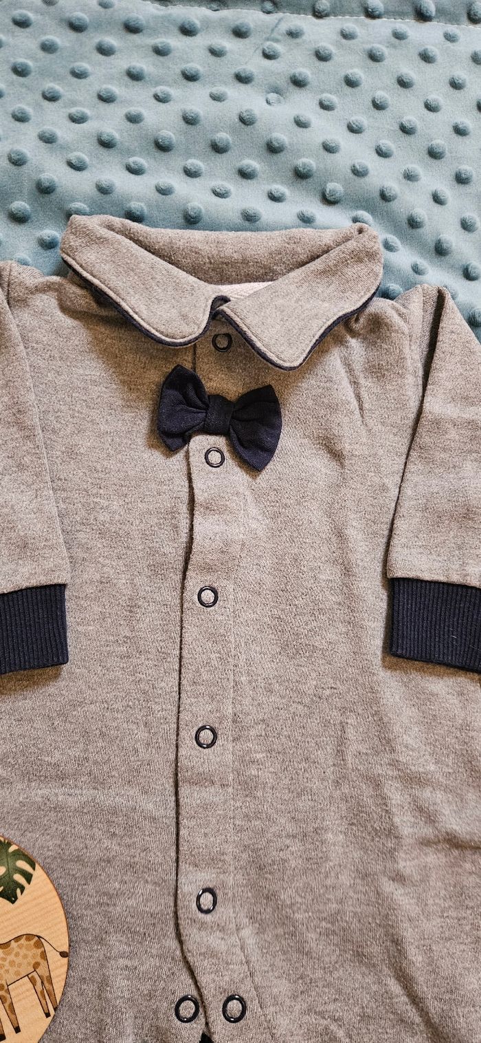 Pyjama costume gris 3 mois - photo numéro 2