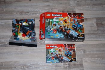 lego juniors 10760 Les Indestructibles 2 Le braquage d'une banque du Démolisseur