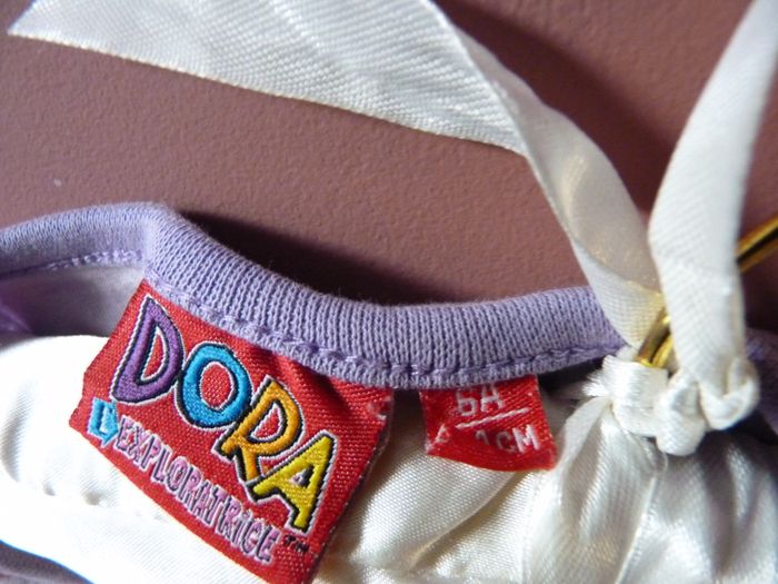 T-shirt Fille Dora l'exploratrice 6 ans violet neuf ML - photo numéro 3