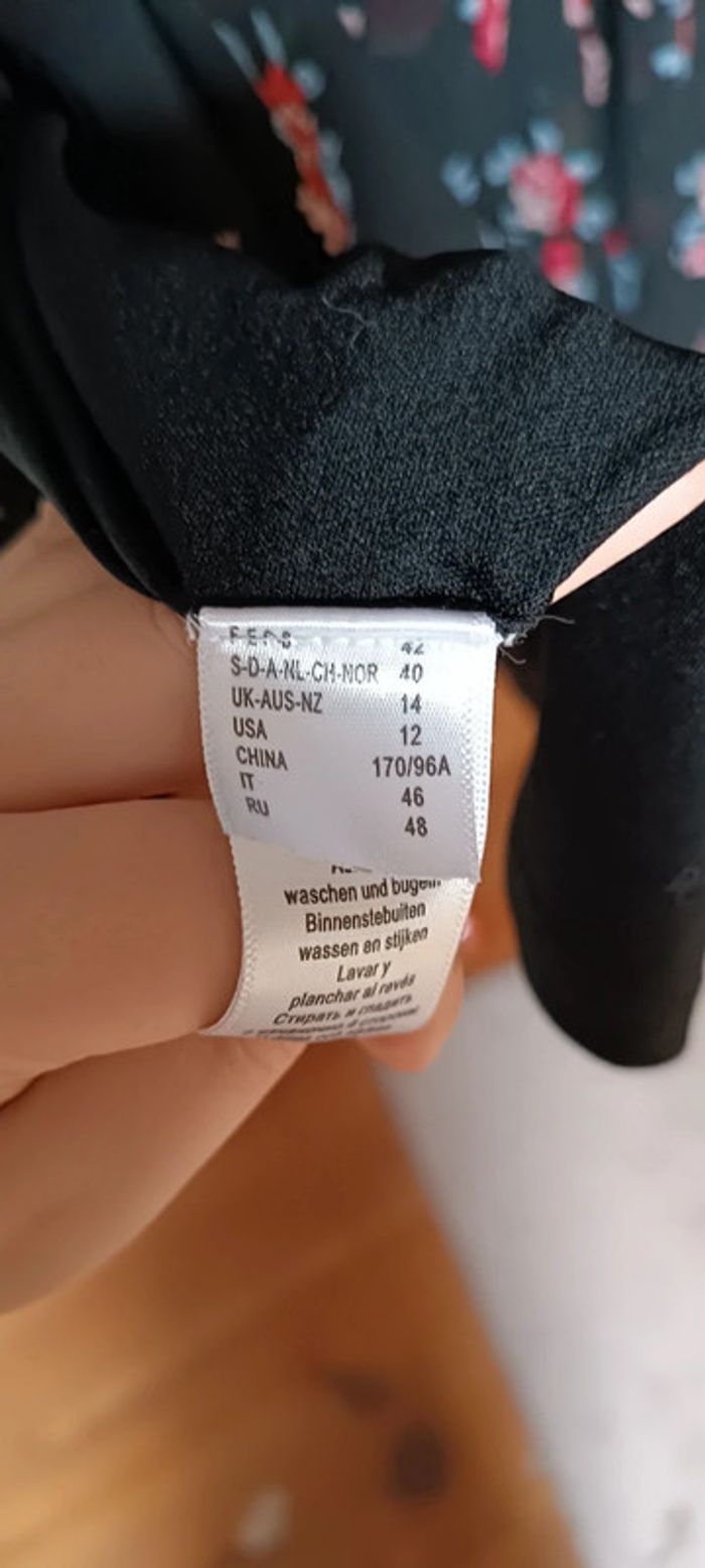 Robe noir à fleurs 42 - photo numéro 7
