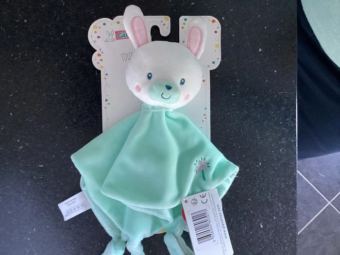Doudou plat lapin Aqua