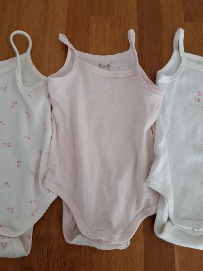 Lot de 2 body bebe fille - photo numéro 3
