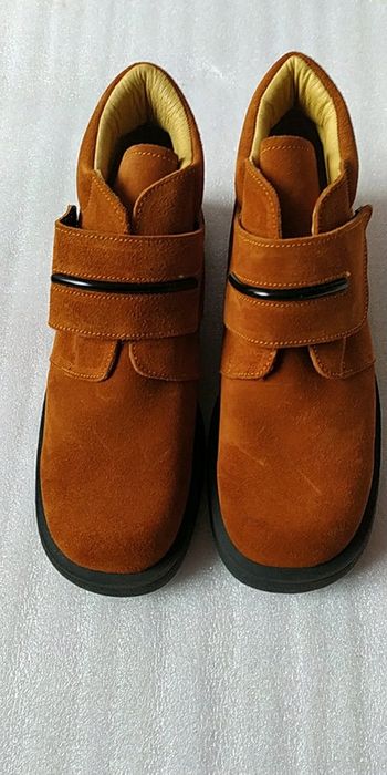 Chaussures HBB P40 neufs