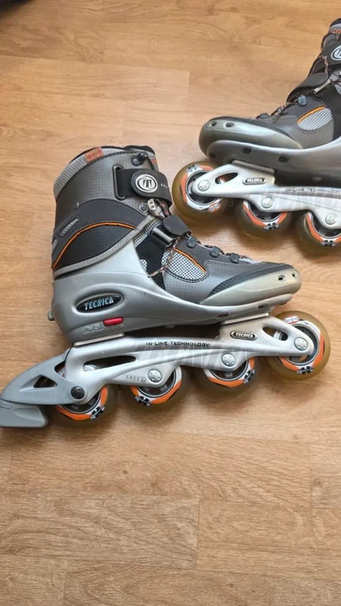 Roller Tecnica Mustang ABEC 7 + Protections - photo numéro 4