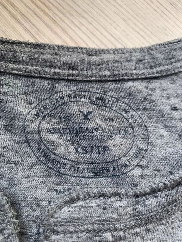 T-shirt manches longues gris homme Taille XS american eagle – Basique & confortable - photo numéro 4