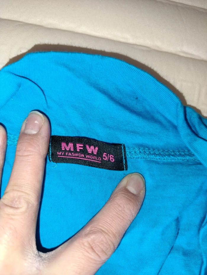 Boléro 5/6 ans - photo numéro 2