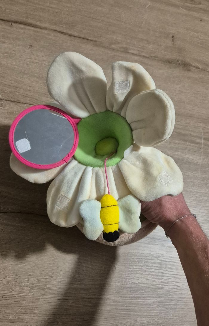 Culbuto d'activités fleur en tissus - photo numéro 4