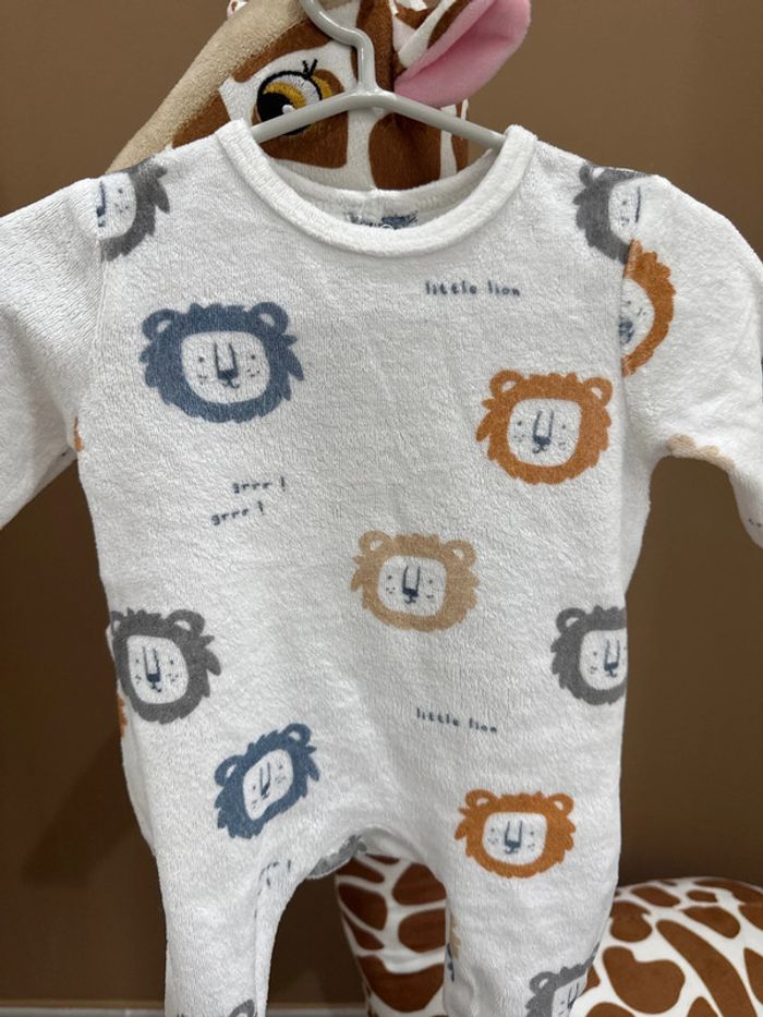 Pyjama lion - photo numéro 2