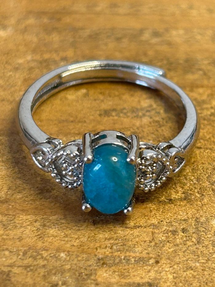 Bague réglable en laiton et en apatite – Clarté & Expression - photo numéro 5