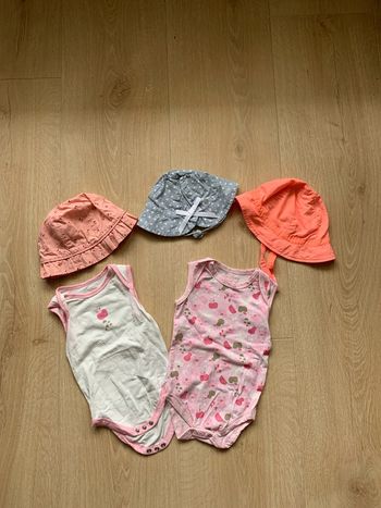 Lot 6 mois bébé fille