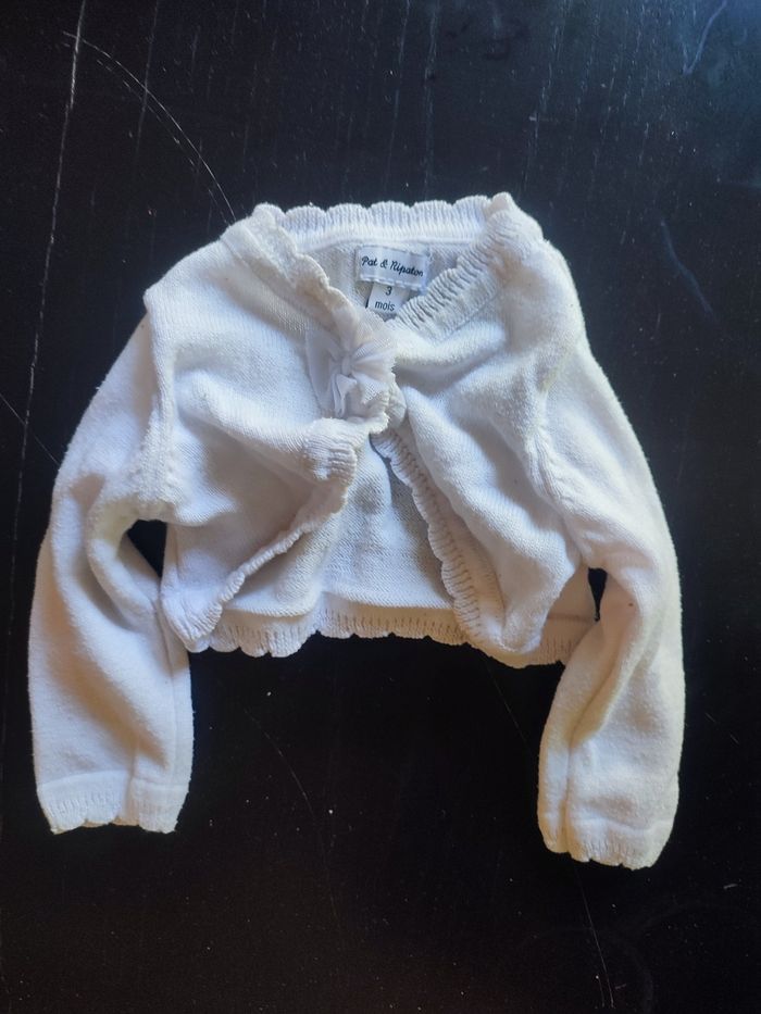 Pull 3 mois cardigan blanc